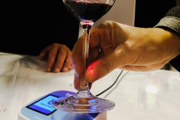 wine events; smart wine glass; digital solutions for wine events